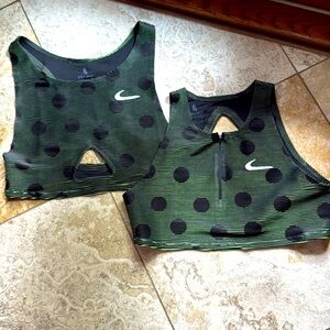 Off-white X Nike two piece women’s exercise tops size Large.   NWOT